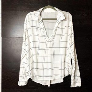 NWOT Leith Henley Woven Plaid White Popover Blouse